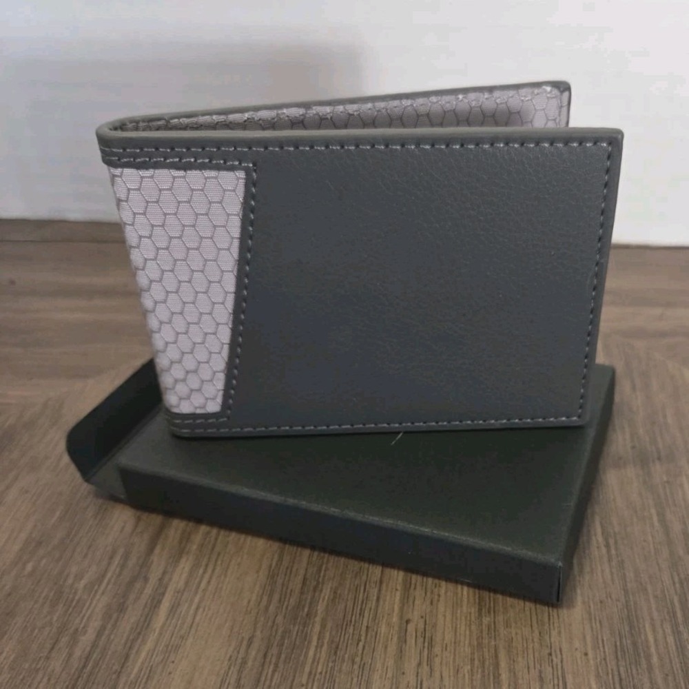 GANZ Men's Gray & Silver Geometric Bifold Wallet, Stitched, Credit Card Slots